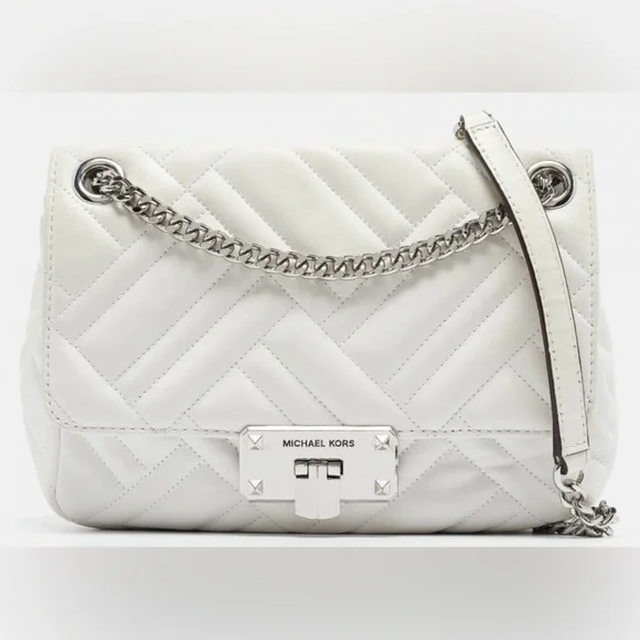 Elegant Michael Kors White Quilted Shoulder Bag - Picture 8 of 16